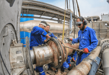 وزارت نفت مکلف به عملیاتی کردن حواله‌های قیر رایگان است