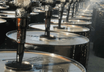 وزارت نفت مکلف به عملیاتی کردن حواله‌های قیر رایگان است